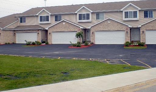 3rd image of 5234 Bloomsbury Ct