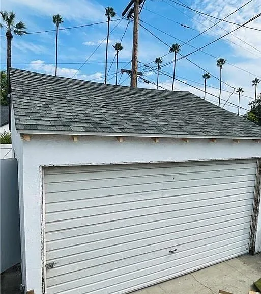 1422 Spazier Ave — Photo 11