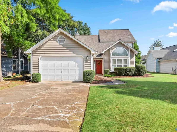 107 Brookstone Ln, Madison, AL 35758