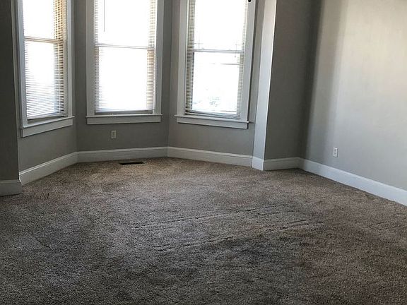 2nd image of 810 Dinwiddie St APT 1