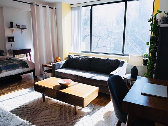 5th image of 311 E 38th St APT 2D