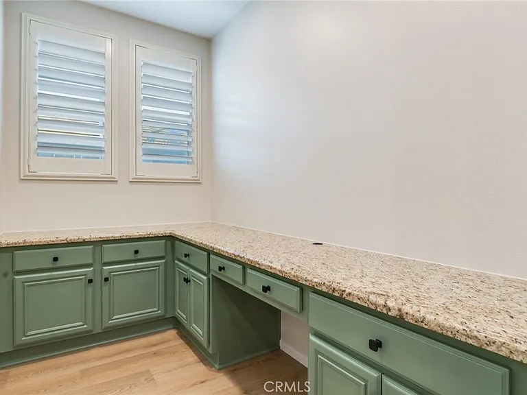 13563 Mashona Ave #7 — Photo 10