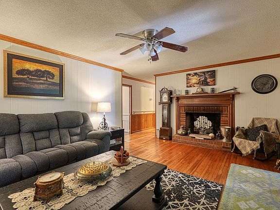 4th image of 150 Shelton Dr