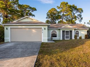 2918 21st St W, Lehigh Acres, FL 33971
