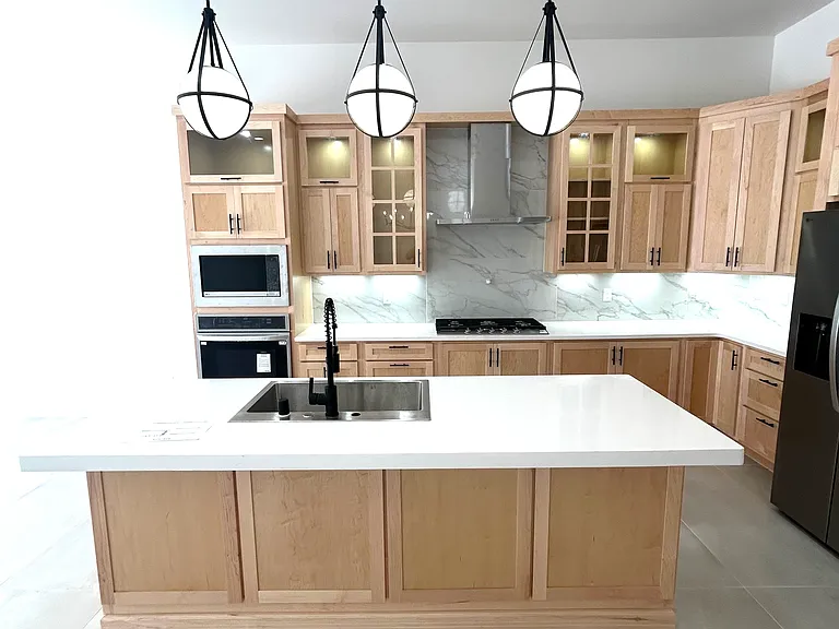 12825 Middlesbrough Ave — Photo 9