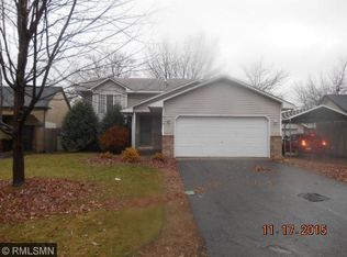 513 3rd Ave NW, Osseo, MN 55369