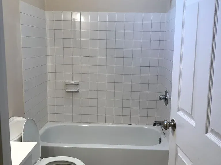 2517 Palmyra St — Photo 8