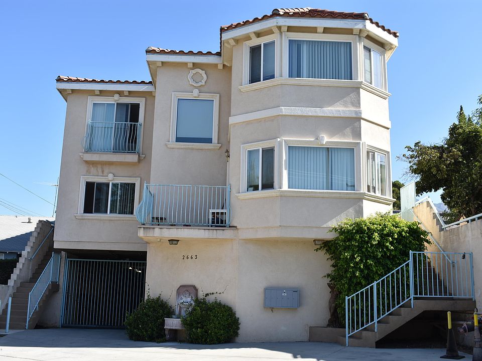 1st image of 2663 Montrose Ave #105