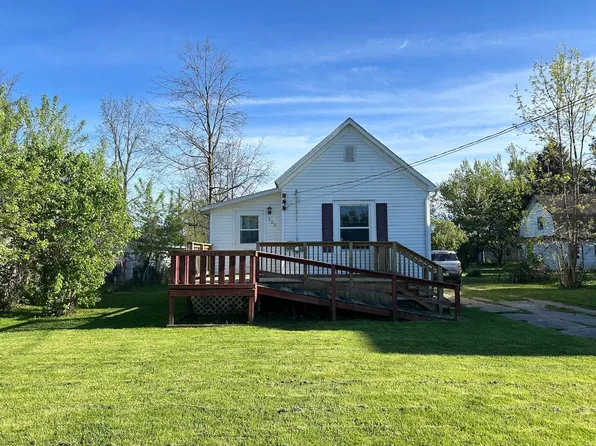 123 Saginaw St, Beaverton, MI 48612