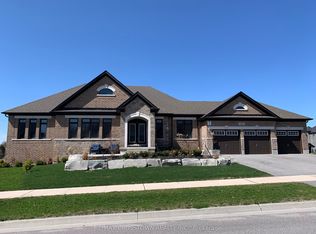 22 Stewart Cres, Simcoe, ON L0L 2N0