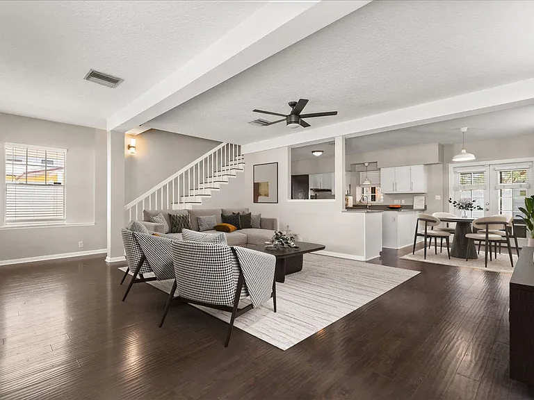 742 N Westmoreland Dr — Photo 6
