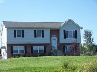 715 Route, Reeders, PA 18352
