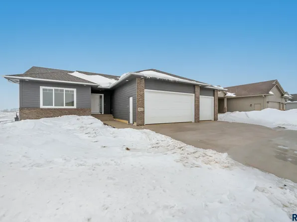 8912 W Rathburn St, Sioux Falls, SD 57106