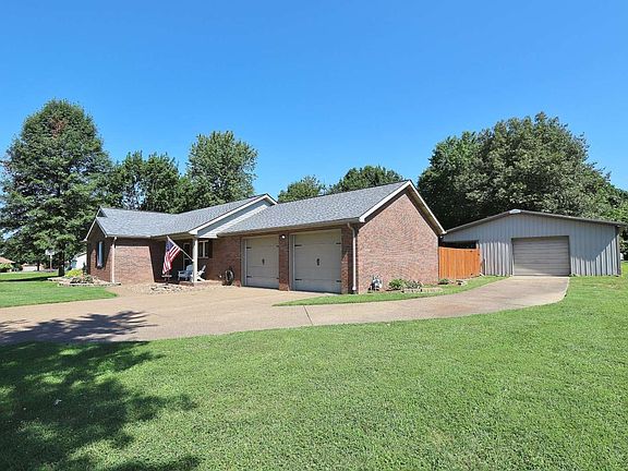 2nd image of 8422 Paulie Dr