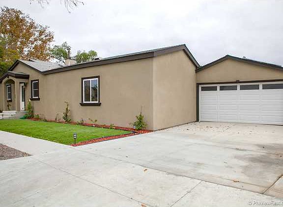 3rd image of 4821 Winona Ave