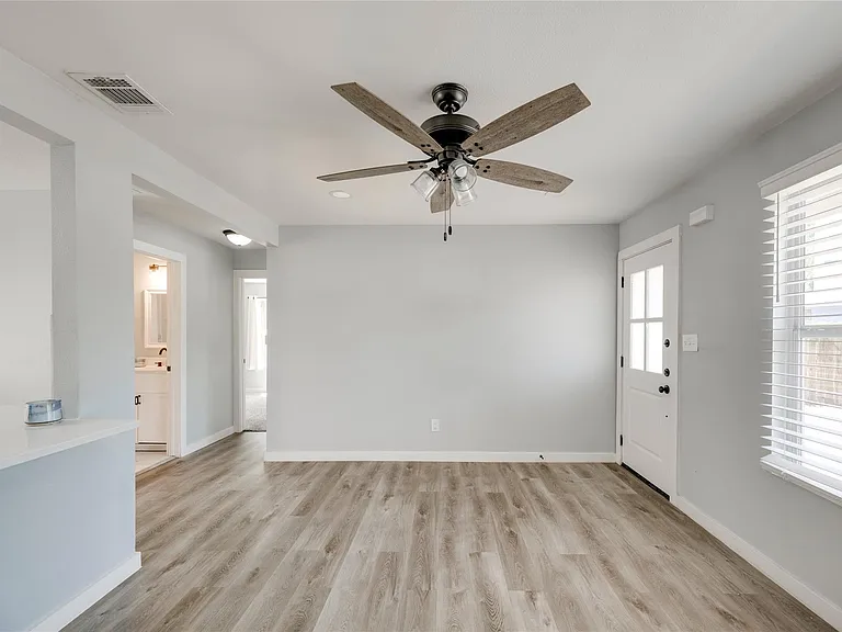 1400 Marcus Pl #B — Photo 20