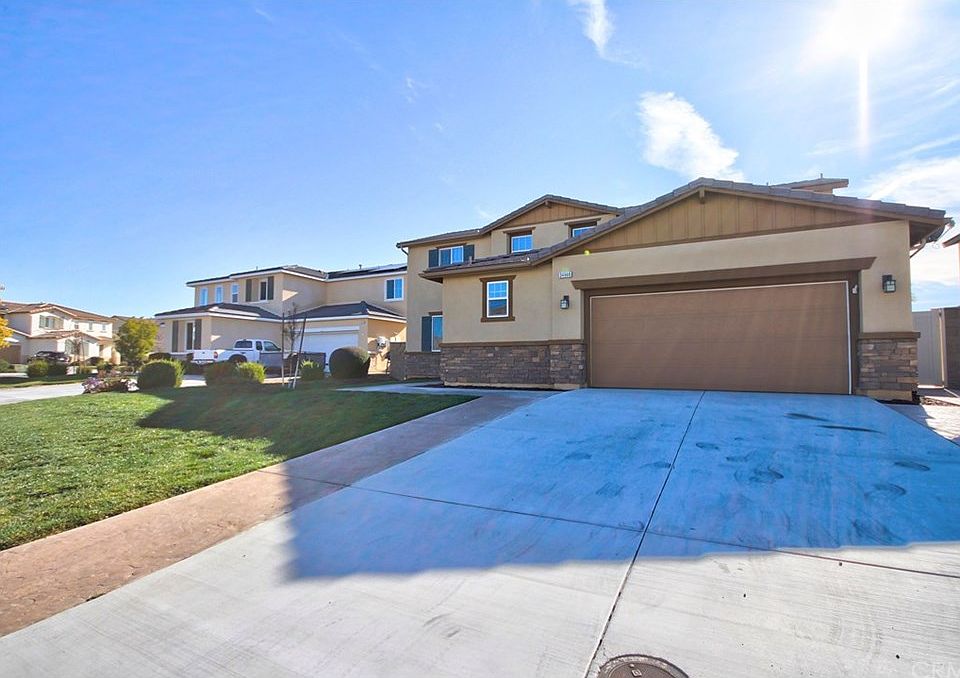 1st image of 34966 Ryanside Ct