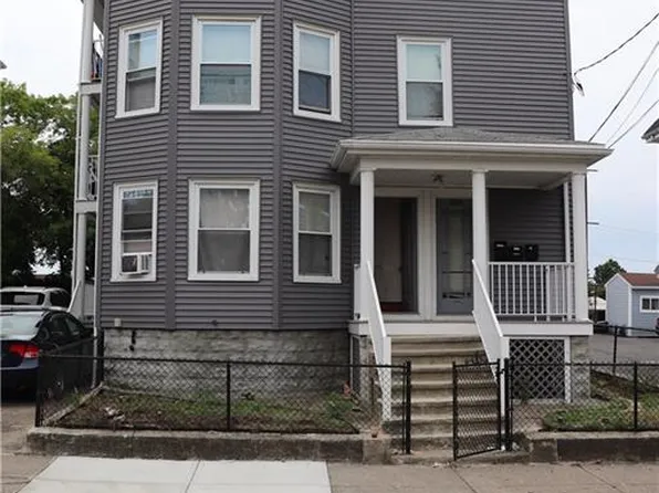 202 Cross St, Central Falls, RI 02863