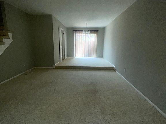 4th image of 4335 Chateau De Ville Dr