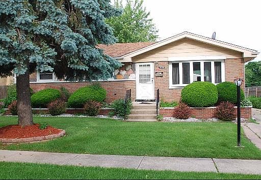 1st image of 218 S Broker Ave