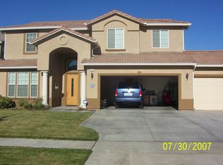 810 S Kenneth Ave, Kerman, CA 93630