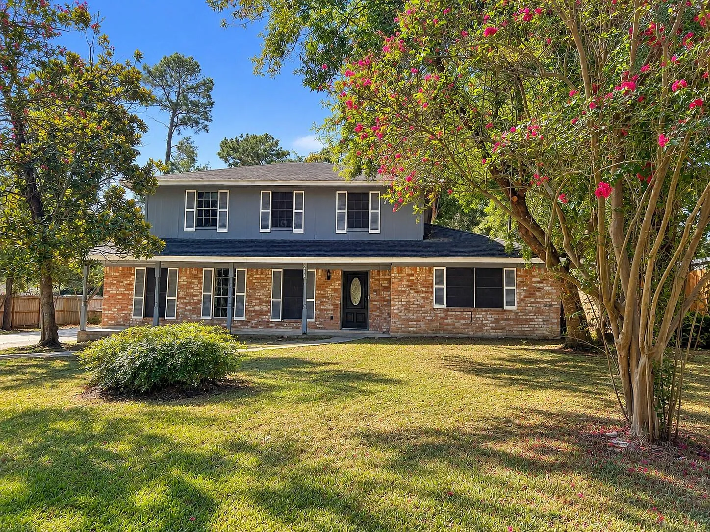 4 bed, 2.5 bath, 2448 sqft, $2,100 — Photo 1