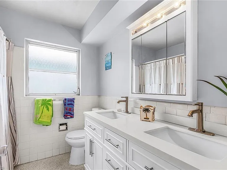 1589 Osprey Ave — Photo 7
