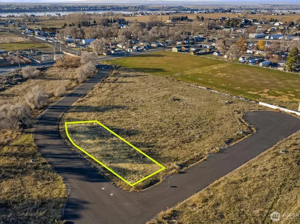 5 Valley Road NE #5, Moses Lake, WA 98837