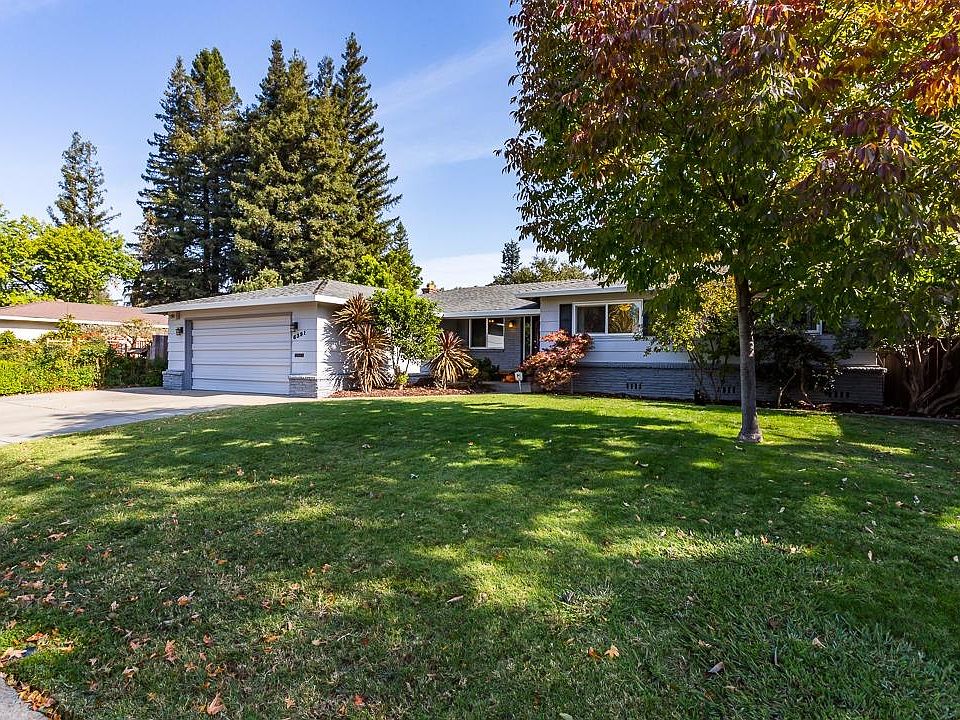 1st image of 6391 Lake Park Dr