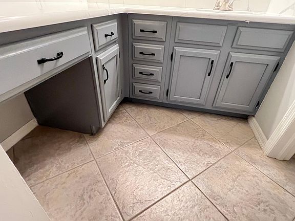 5th image of 10764 Regent Cir #502