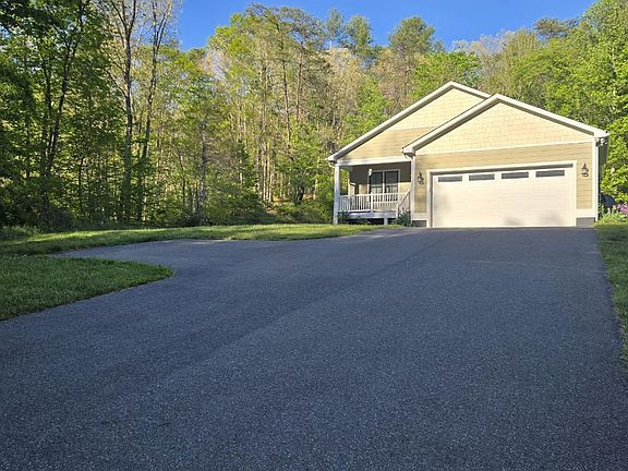 2nd image of 4455 Harts Run Rd