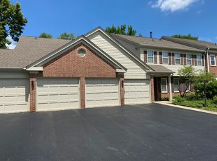 1604 Queens Ct #2A, Wheeling, IL 60090