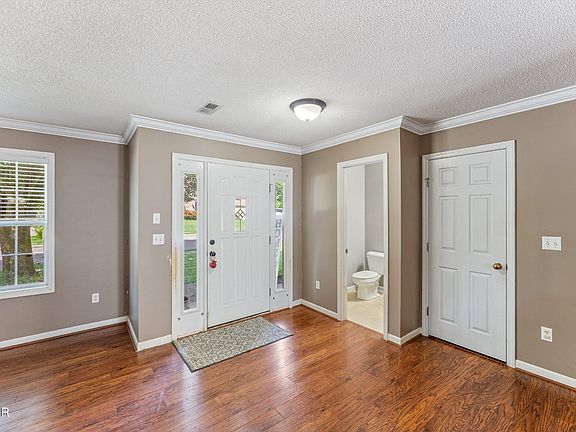 5th image of 7648 Saddlebrooke Dr
