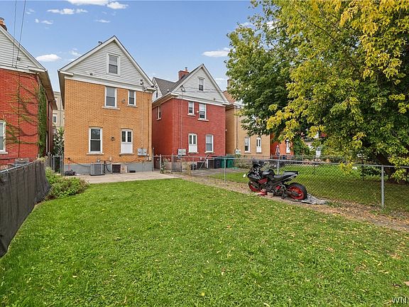 3rd image of 617 13th St