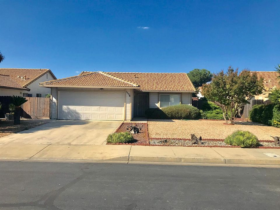 2nd image of 1356 Chukar St