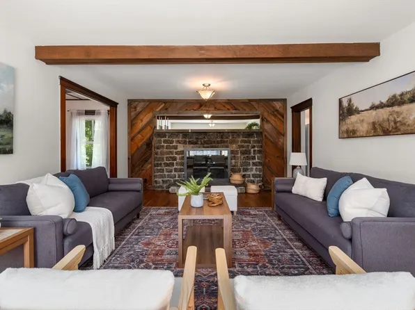 94 W Plain St, Wayland, MA 01778