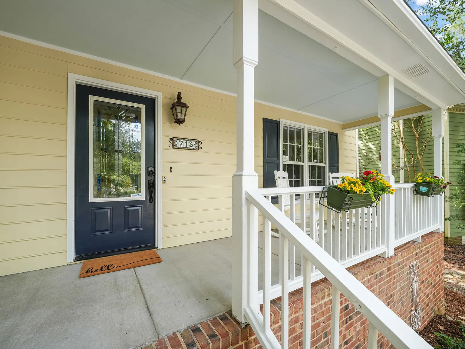 713 Cross Timbers Dr — Photo 2