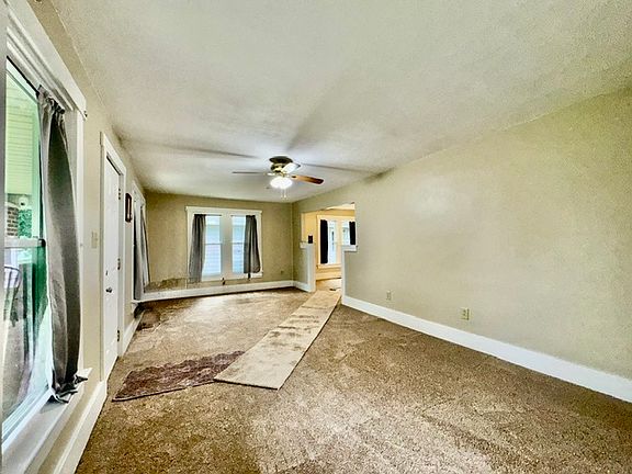 3rd image of 2229 Cadie Ave