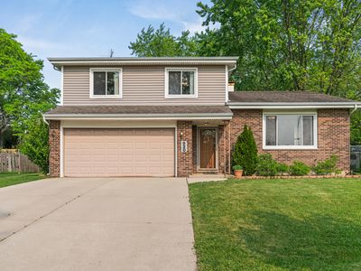820 Cherry Dr, Schaumburg, IL, 60194