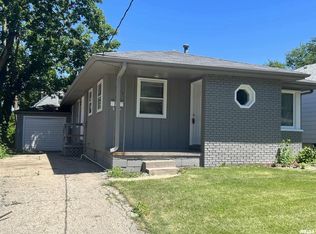 1217 E Forrest Hill Ave, Peoria, IL