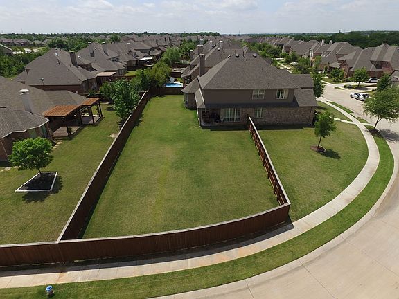 sideandbackyard.JPG