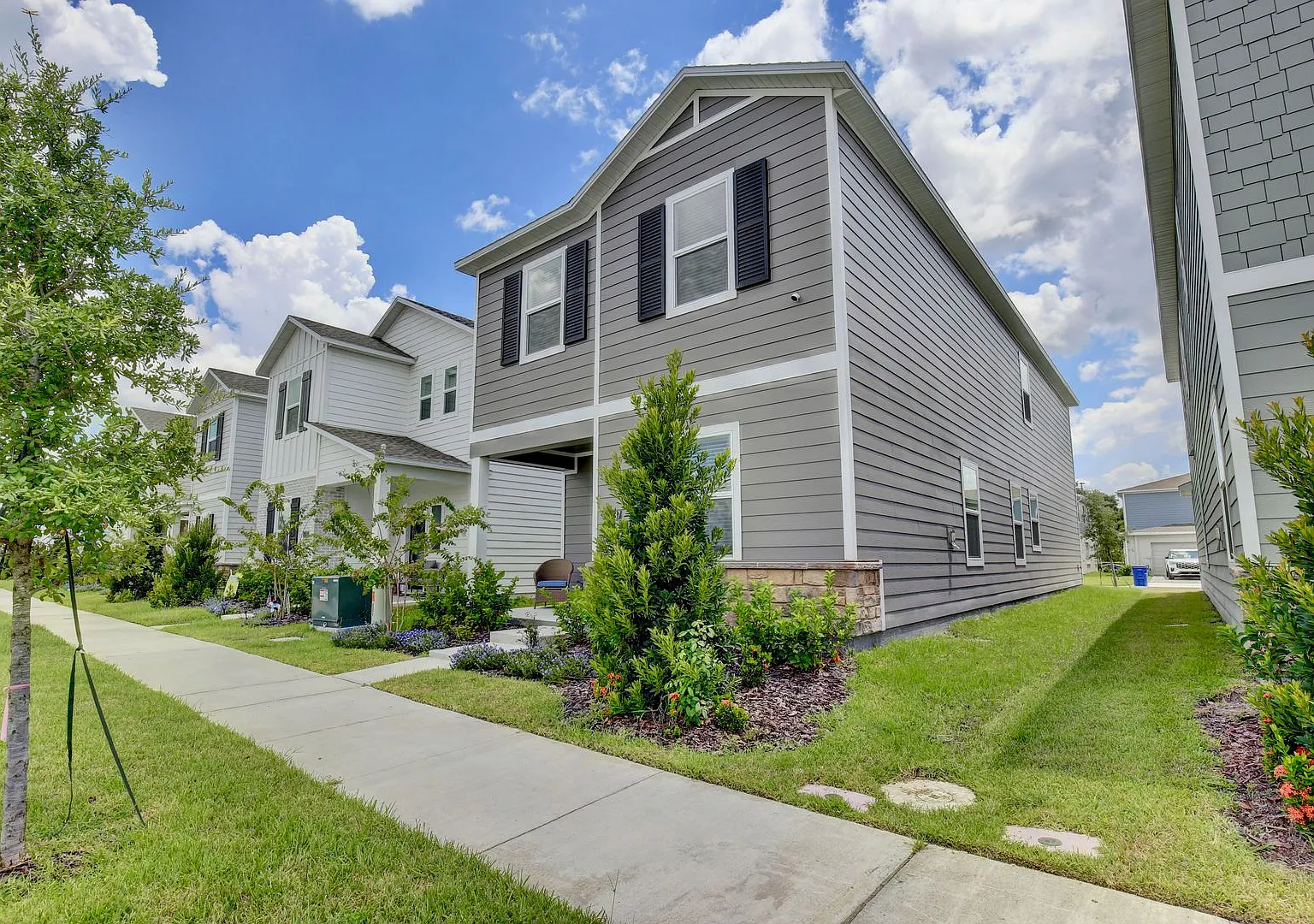 Pristine and Under a Year Old 4 Bed, 2.5 Bath, 2-Car Garage, 2,071 Sq Ft — Photo 3
