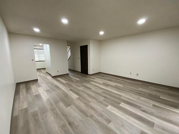 5th image of 940 S Nevada Dr APT 1