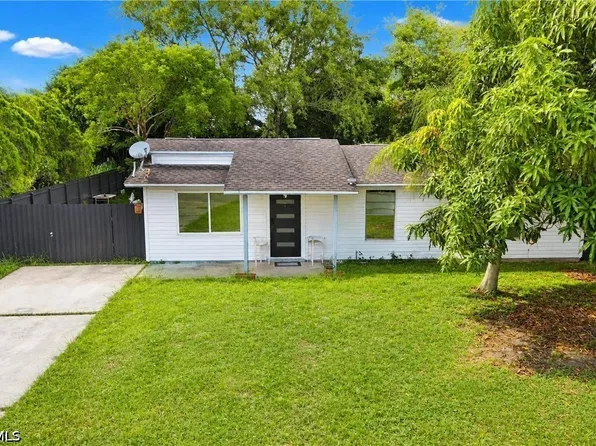 480 Valley Dr, Lehigh Acres, FL 33936