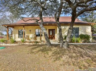 102 Rocky St, Boerne, TX 78006