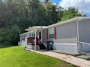 75 Angel Dr, New Ringgold, PA 17960