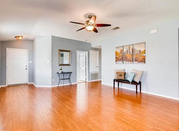 4th image of 235 Feathergrass Dr