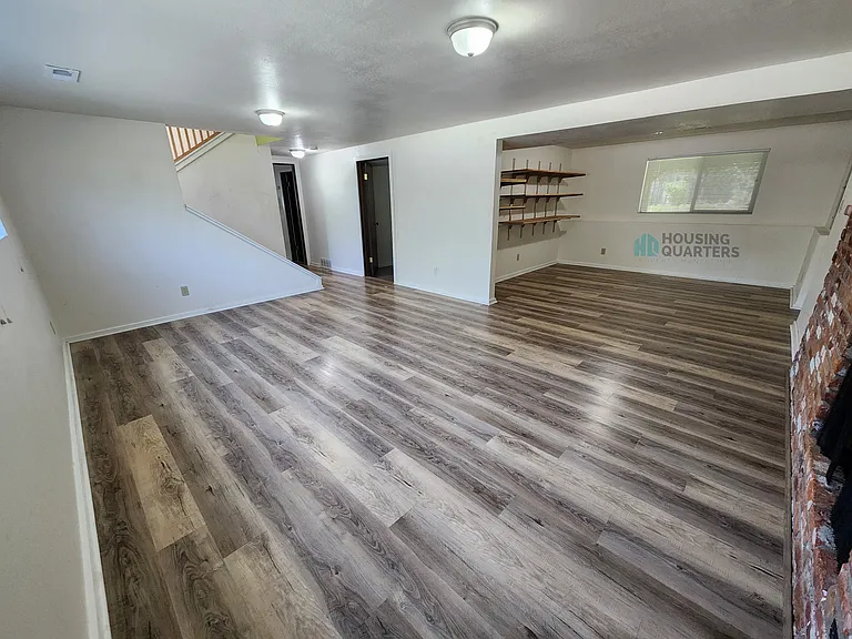 3318 S Bernard St — Photo 26