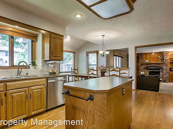 5th image of 2310 Nelsons Creek Dr