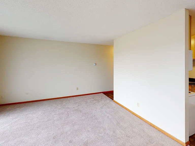 View Pointe Apartments — Photo 29